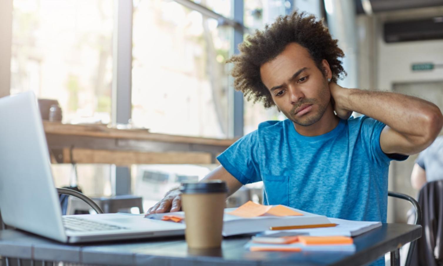 Trading-Strategien und Risikomanagement-Konzepte auf einem professionellen Bildschirm