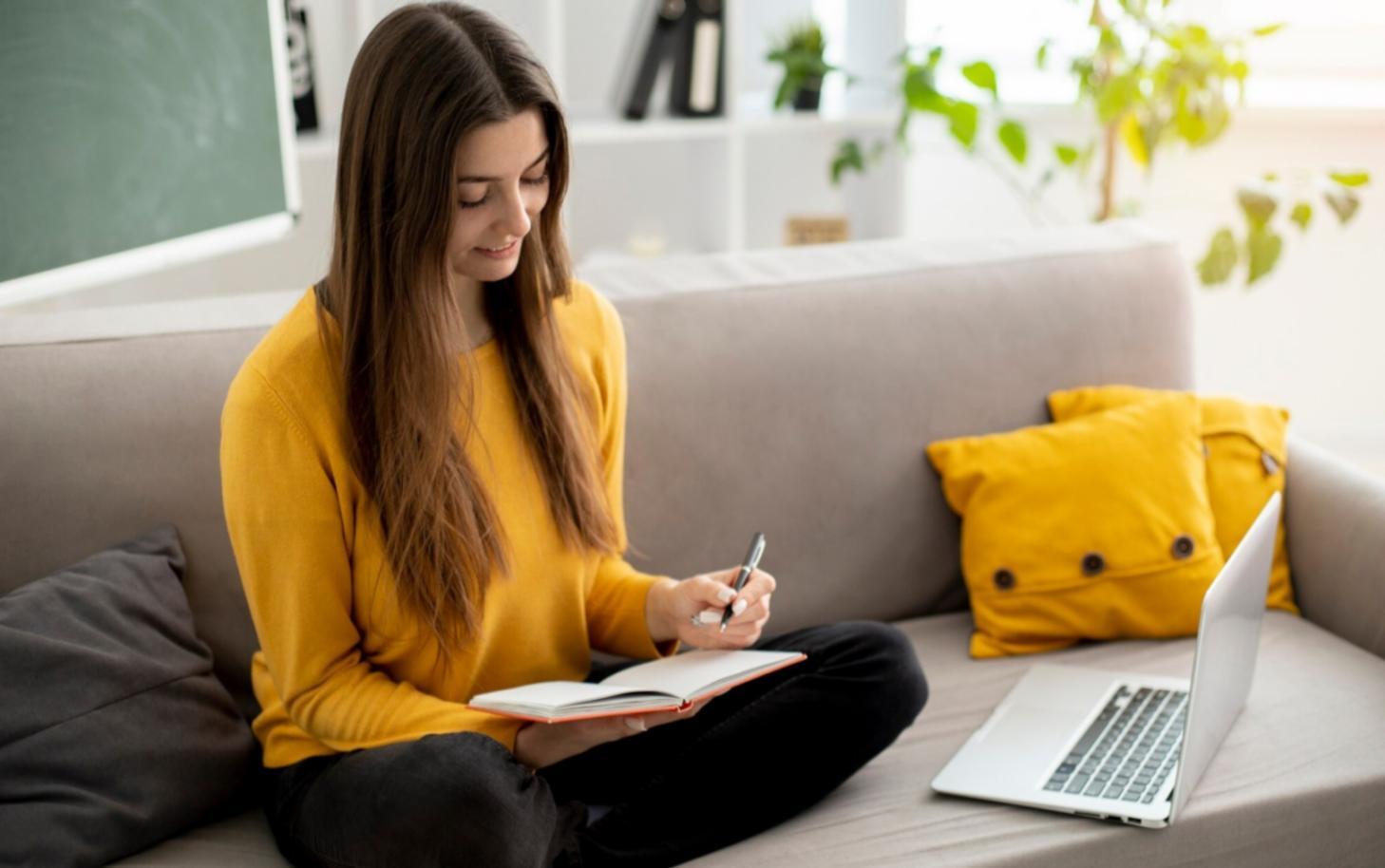 Komplexe Marktcharts mit technischen Indikatoren und Analysewerkzeugen